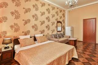 Гостиница Art Home Сочи 4-местная комната люкс-1