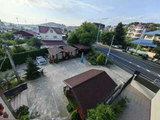 Гостиница Art Home Сочи Люкс четырехместный-14