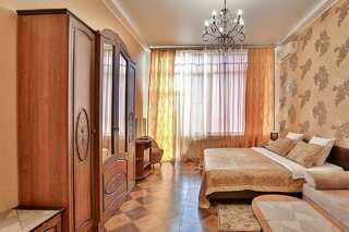 Гостиница Art Home Сочи 4-местная комната люкс-5